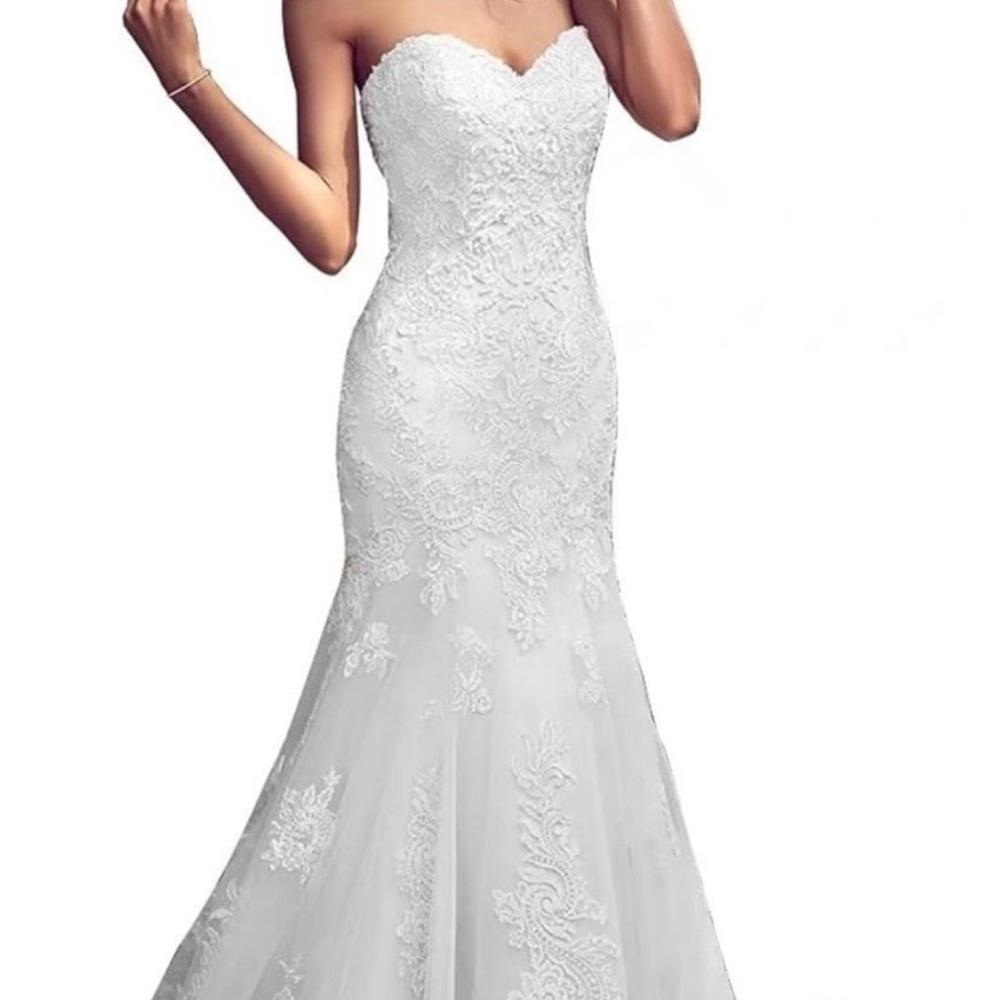 White Strapless Sweetheart Wedding Gown